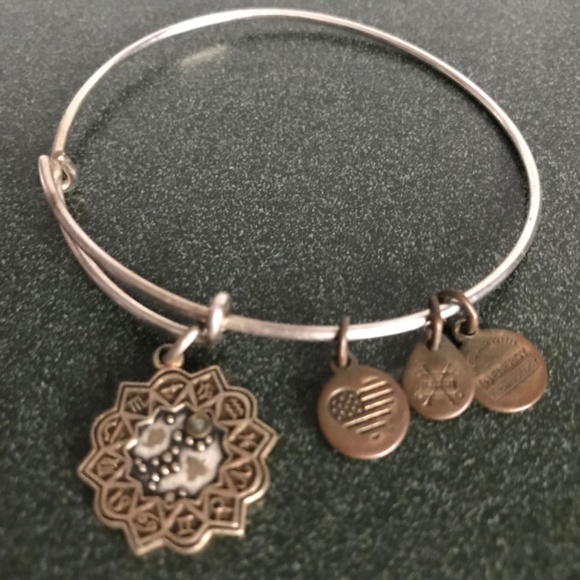 Alex and Ani Expandable Wire Bracelet Sagittarius 2017 - Picture 5 of 16